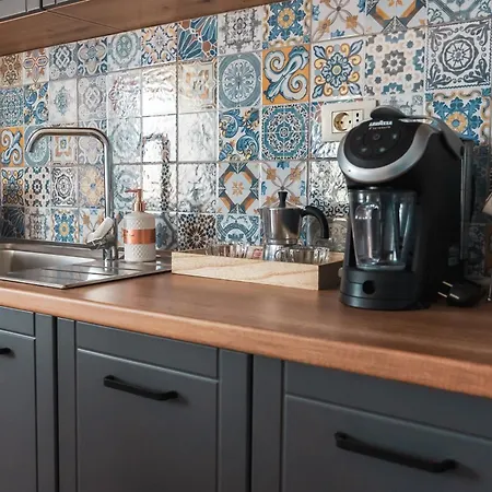 The Cloud Apartment *