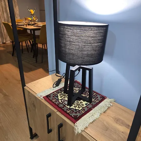 Skyline Retreat By Skanderbeg Apartamento Tirana